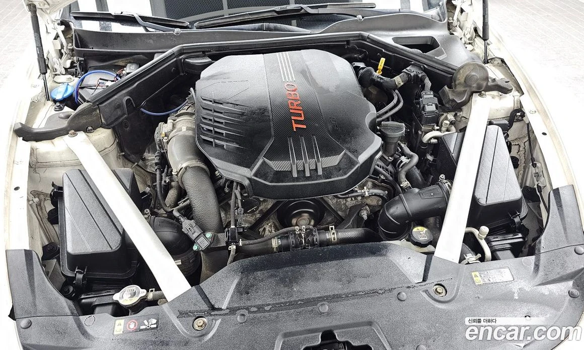 Kia Stinger 3.3 Turbo 2WD GT, снимка 6 - Автомобили и джипове - 55807296