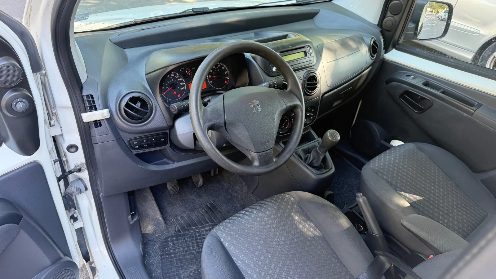 Peugeot Bipper 1.4 HDi, снимка 8 - Автомобили и джипове - 55952538
