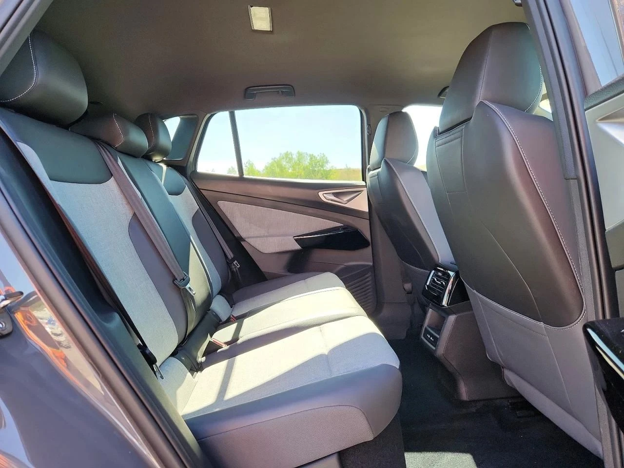 VW ID.4, снимка 11 - Автомобили и джипове - 56740501