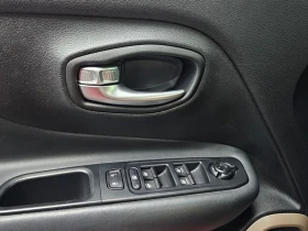 Jeep Renegade AWD LIMITED, снимка 16