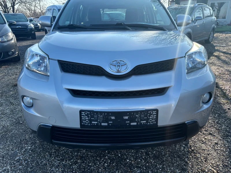 Toyota Urban Cruiser 2010+ 1.3VVTI+ 6ск+ Н. ГУМИ, снимка 2 - Автомобили и джипове - 48496975