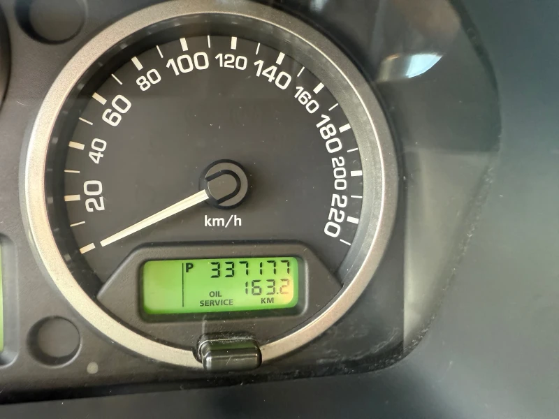 Land Rover Freelander, снимка 12 - Автомобили и джипове - 51949983