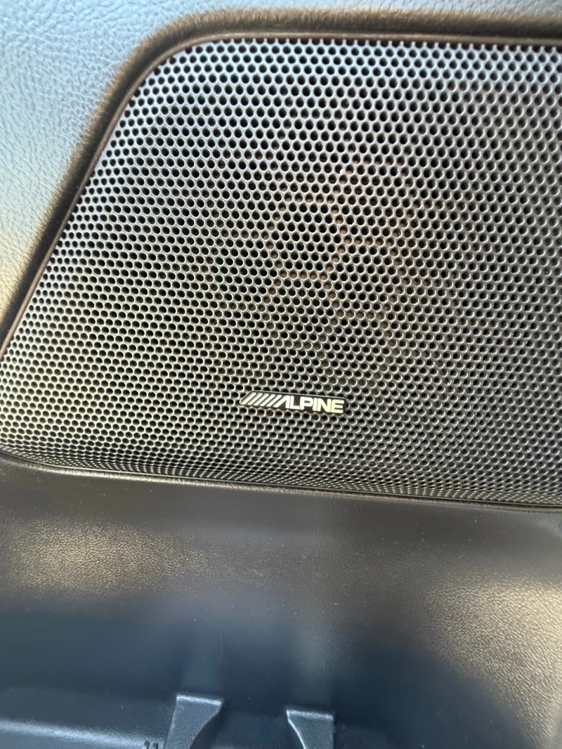 Land Rover Freelander, снимка 17 - Автомобили и джипове - 51949983