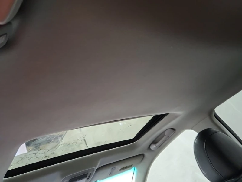 Lexus RX 350 * AWD 4DR * CARFAX * БЕЗ ПЪРВОНАЧАЛНА ВНОСКА, снимка 13 - Автомобили и джипове - 52825473