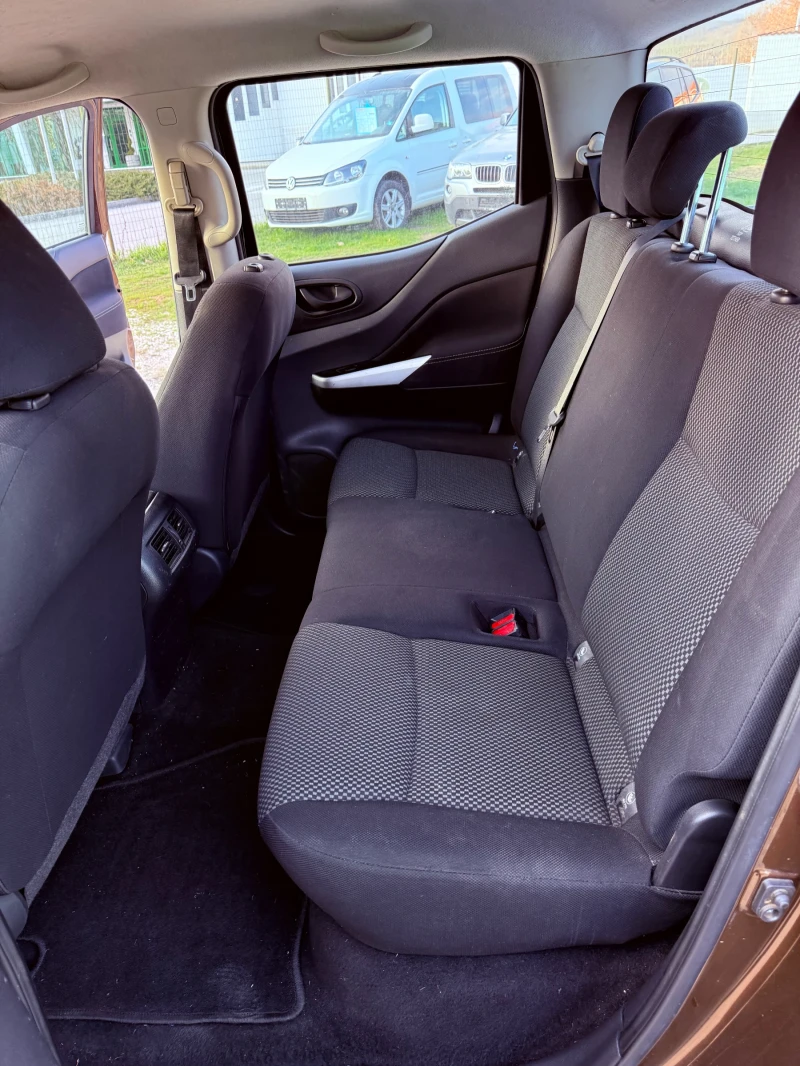 Nissan Navara NP300, снимка 11 - Автомобили и джипове - 52857785