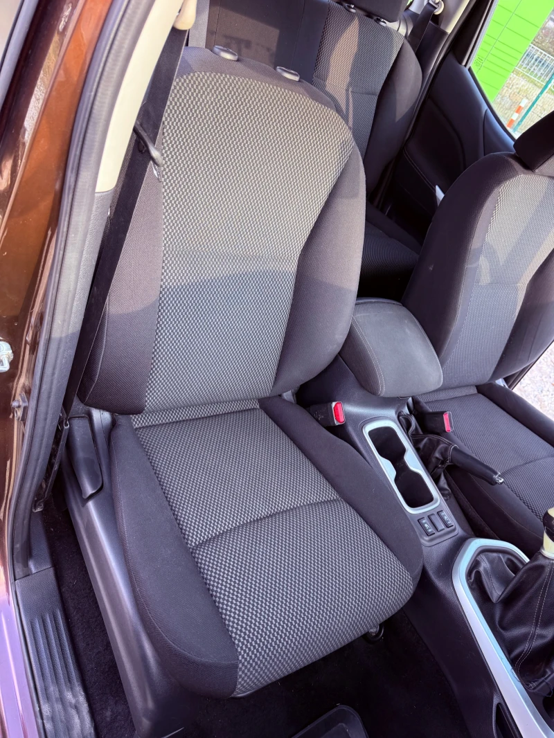 Nissan Navara NP300, снимка 10 - Автомобили и джипове - 52857785