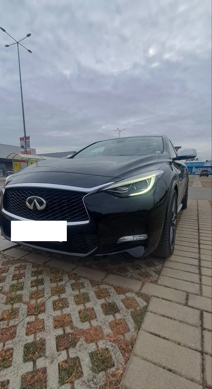 Infiniti Q30 2.2, снимка 7 - Автомобили и джипове - 49526125