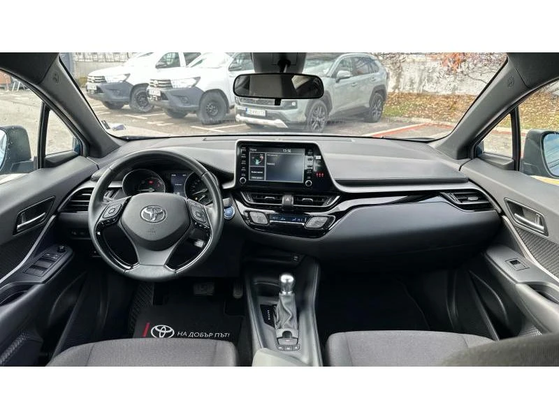 Toyota C-HR 1.8 HYB E-CVT CENTER, снимка 8 - Автомобили и джипове - 52950152