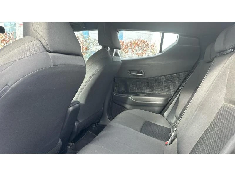 Toyota C-HR 1.8 HYB E-CVT CENTER, снимка 11 - Автомобили и джипове - 52950152