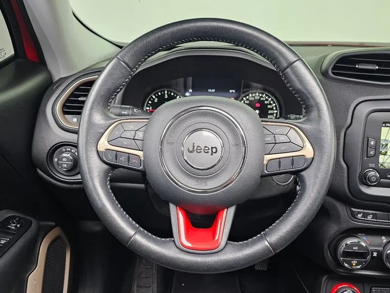 Jeep Renegade AWD LIMITED, снимка 13 - Автомобили и джипове - 55702114