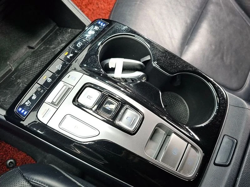 Hyundai Tucson D2.0 4WD/ ���������/ 360/ �����/ ��.�������/ DIST | Mobile.bg � ����������� 9