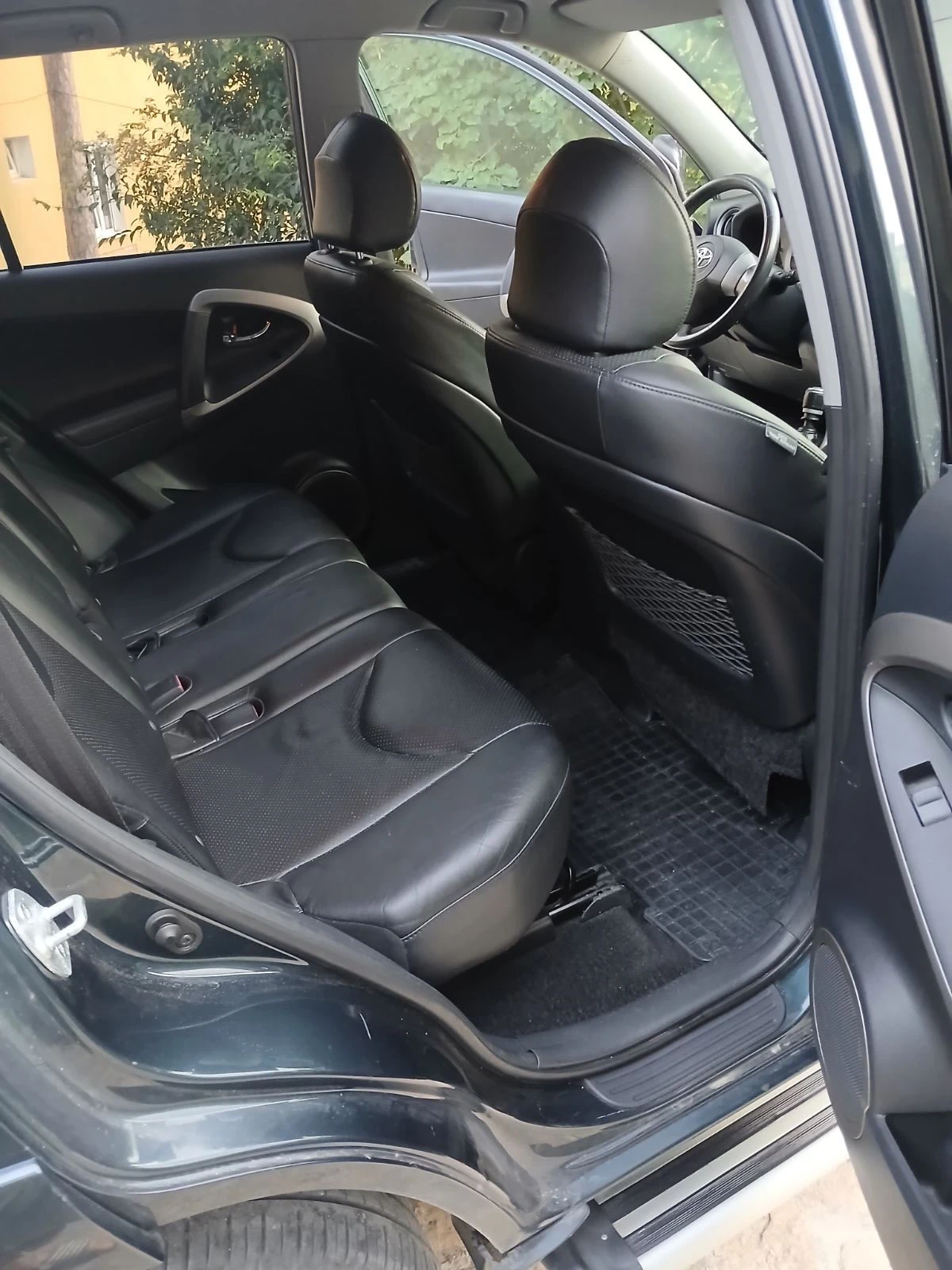 Toyota Rav4  - изображение 7