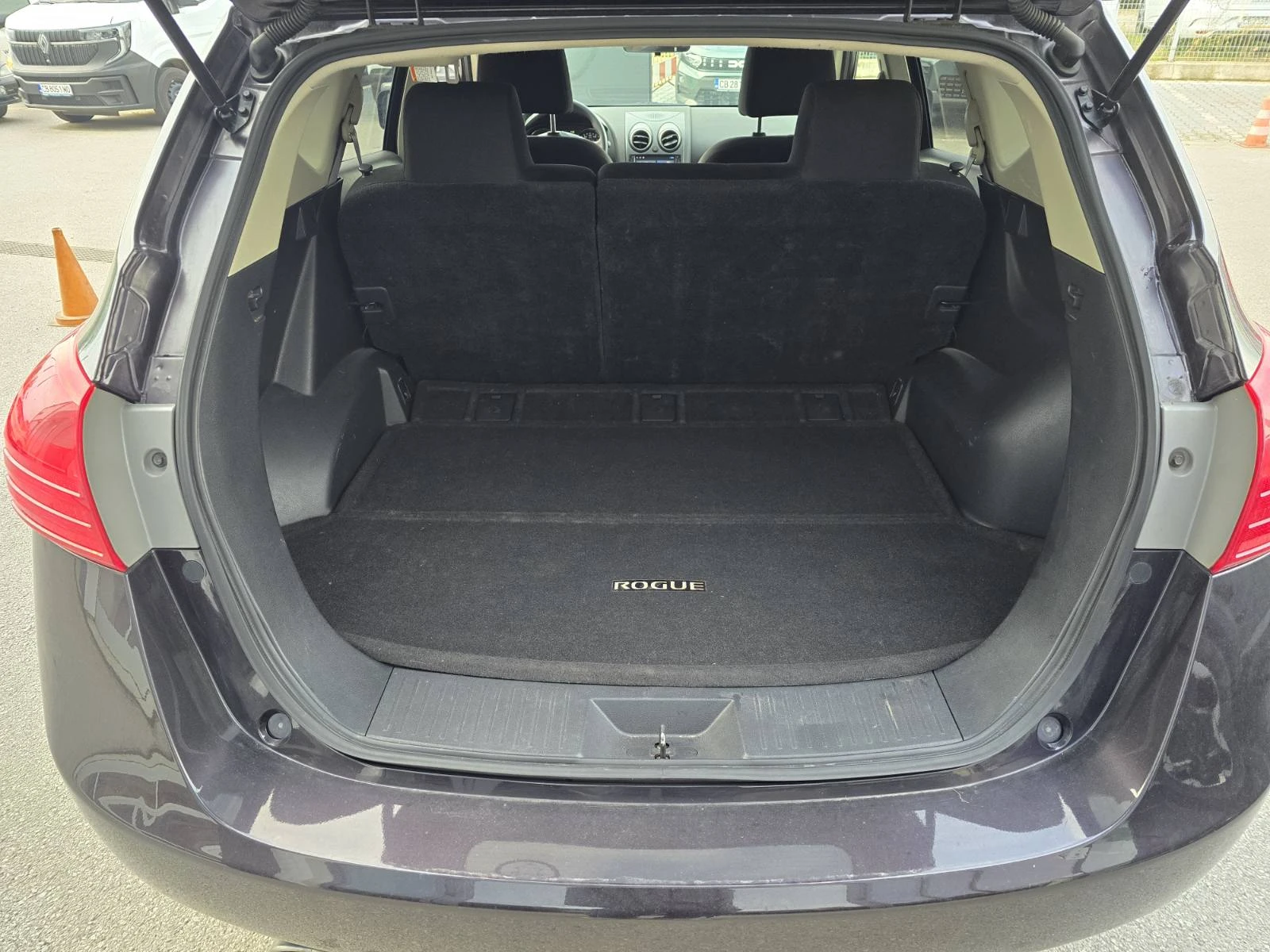 Nissan Rogue 2.5 TCe 170hp EDC 4x4, снимка 15 - Автомобили и джипове - 55254025