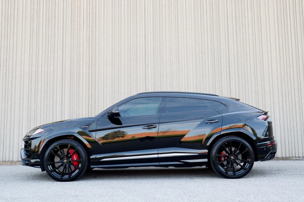 Lamborghini Urus DIS* HUD* B&O* ALCANTARA* PANO* ОБДУХ* 360* , снимка 3 - Автомобили и джипове - 55971023
