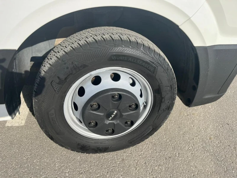 Man TGE 3.180 ПЕРФЕКТЕН КМ РЕАЛНИ ДВ.ГУМА ФУРГОН БОРД, снимка 11 - Бусове и автобуси - 52513307