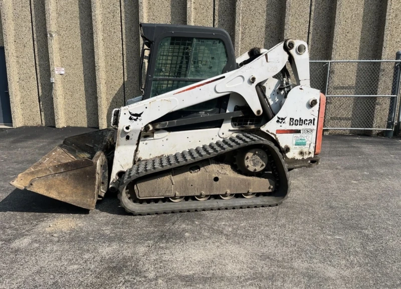 Мини челни товарачи Bobcat T650