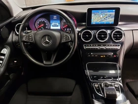 Mercedes-Benz 220, снимка 11