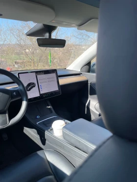 Tesla Model Y Long range, снимка 7