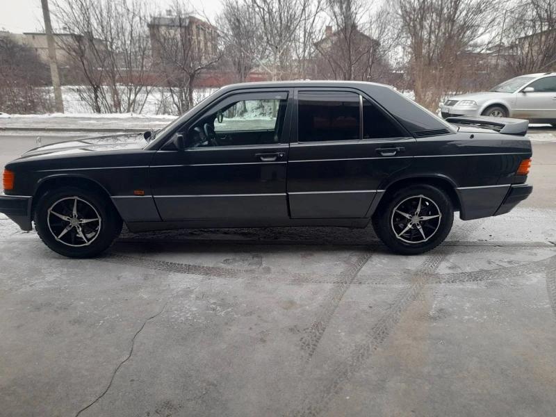 Mercedes-Benz 190 2.0i ПЪРВИ СОБСТВЕНИК * КАТАЛИЗАТОР* , снимка 1 - Автомобили и джипове - 48823237