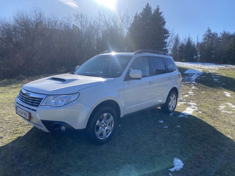 Subaru Forester 2,5XT  AWD, снимка 1 - Автомобили и джипове - 46280324