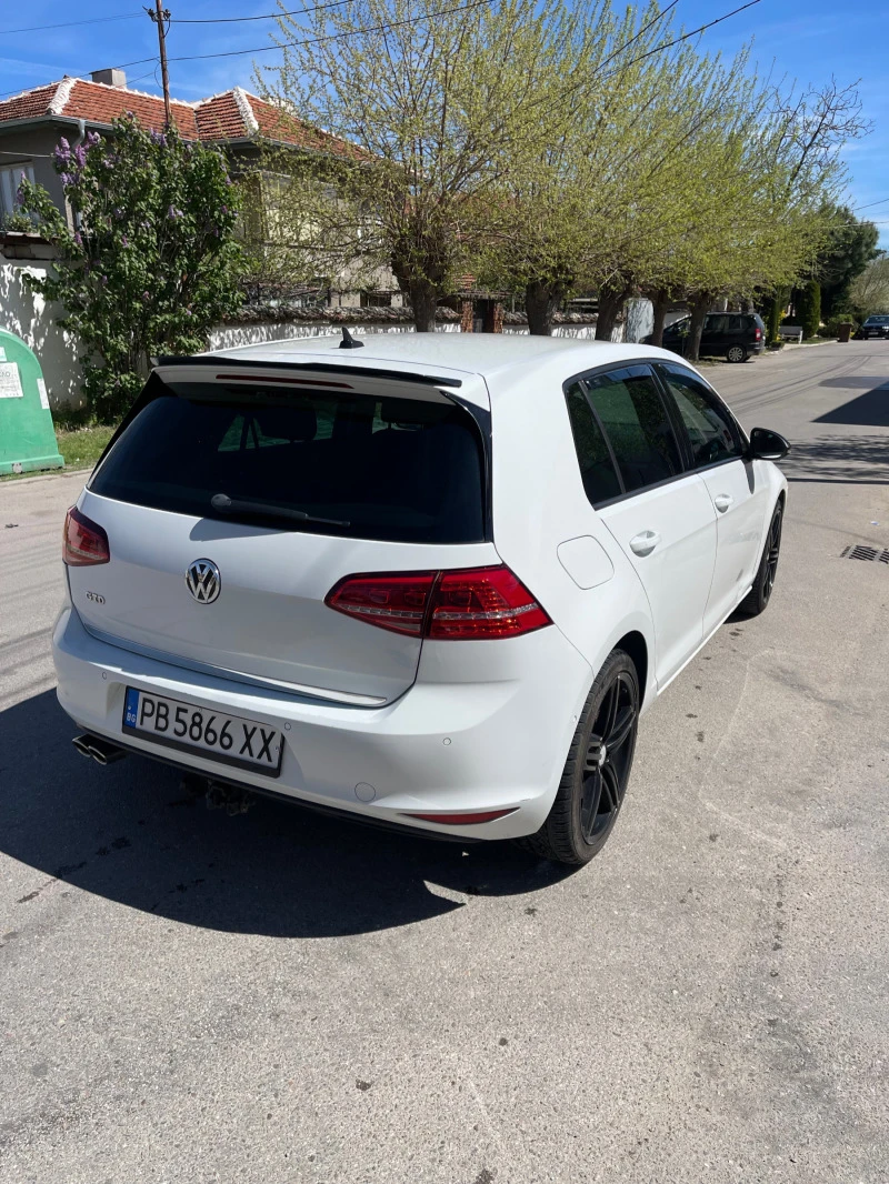 VW Golf, снимка 3 - Автомобили и джипове - 47652729