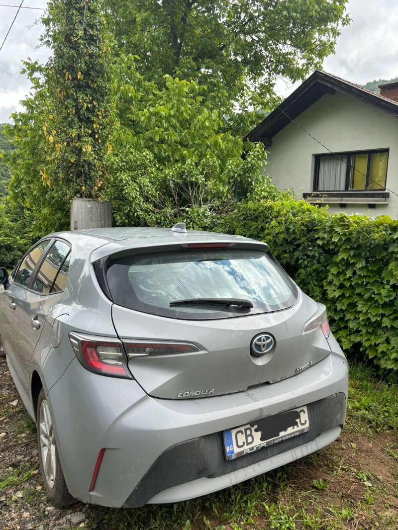 Toyota Corolla 1.8 Hybrid, снимка 6 - Автомобили и джипове - 47282156