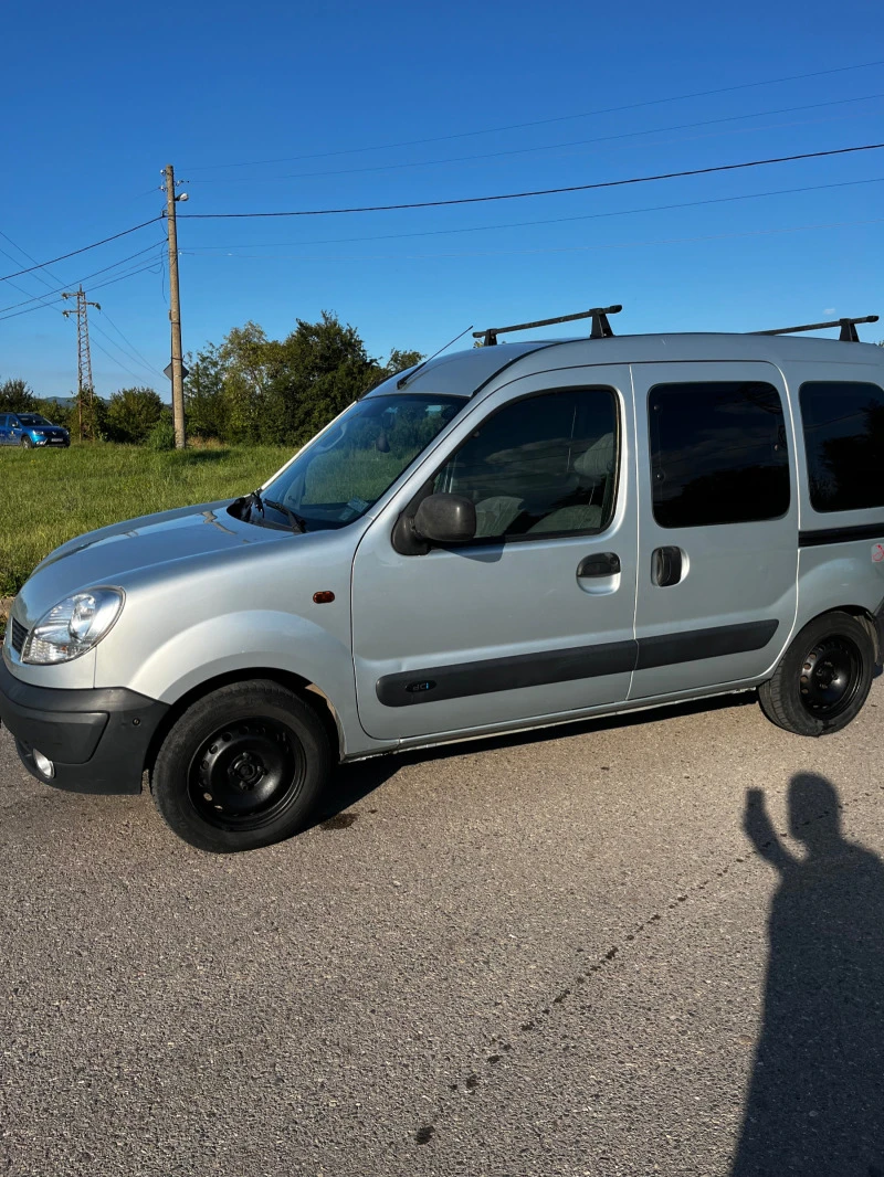 Renault Kangoo, снимка 4 - Автомобили и джипове - 47373862