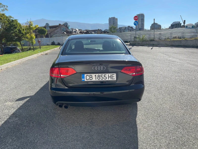 Audi A4 B8 2.0TFSI 211hp, снимка 4 - Автомобили и джипове - 47379077