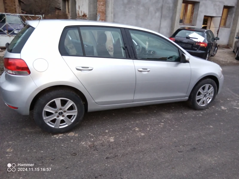 VW Golf, снимка 3 - Автомобили и джипове - 48030059