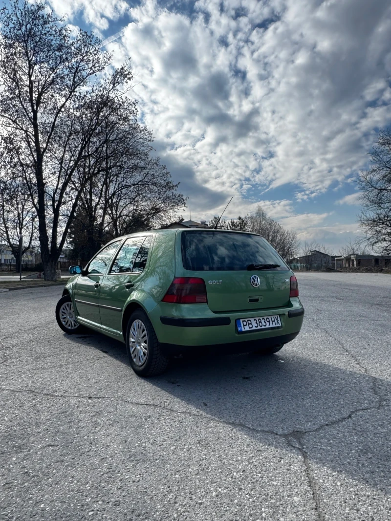 VW Golf 2.0, снимка 5 - Автомобили и джипове - 48491726