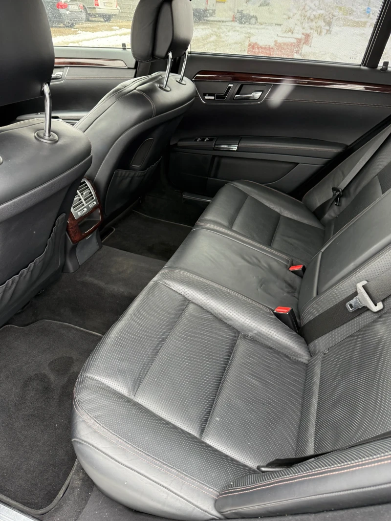 Mercedes-Benz S 550 AMG/FACE/4MAT/TV/DISTR/ПОДГР/ОБДУХ/AMBI/МАСА, снимка 12 - Автомобили и джипове - 48914623