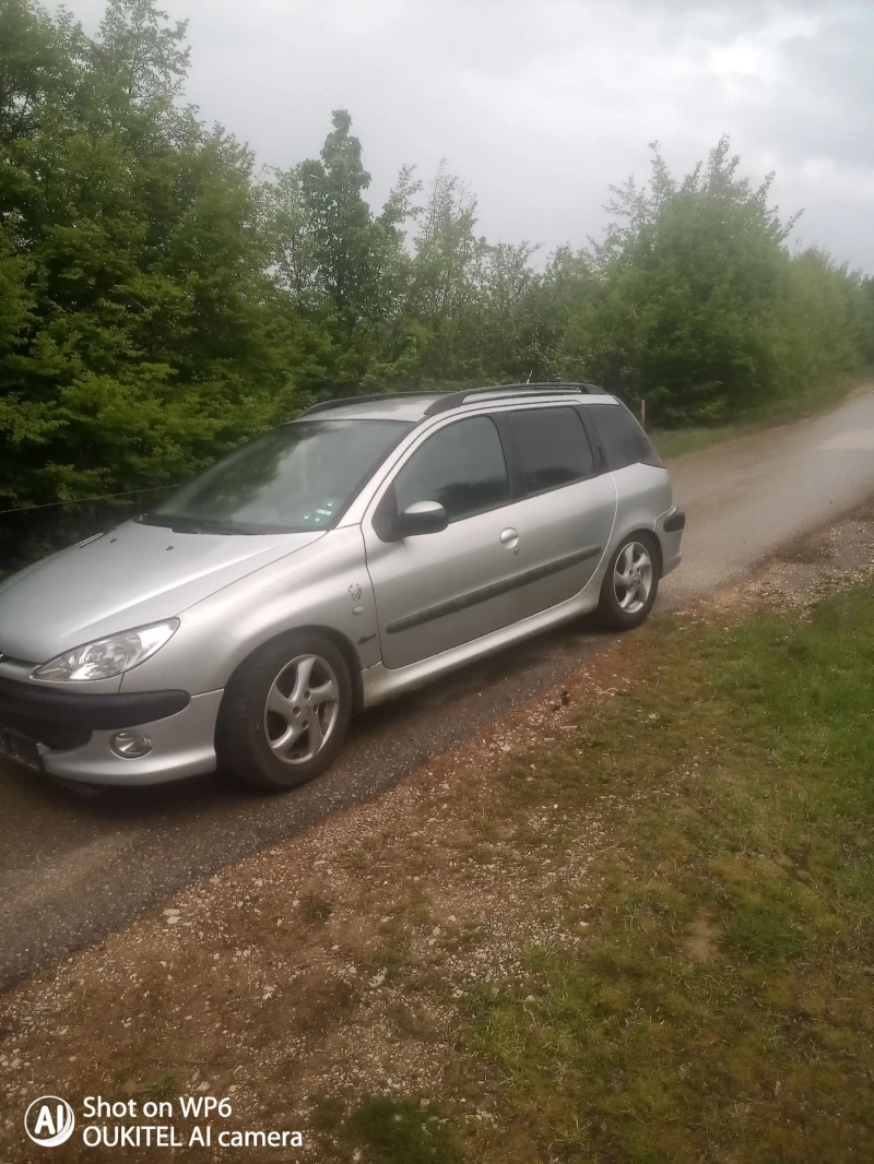 Peugeot 206 Комби, снимка 3 - Автомобили и джипове - 49960447