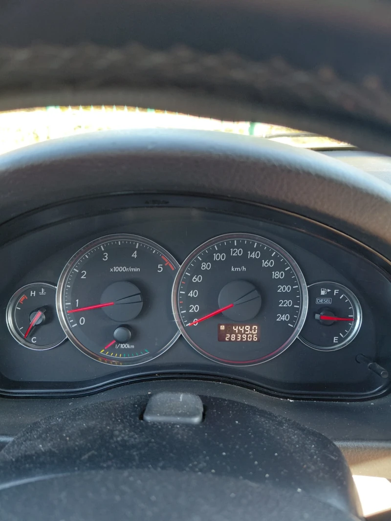 Subaru Legacy, снимка 7 - Автомобили и джипове - 52310862