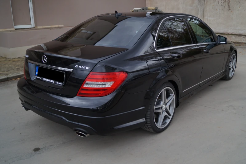 Mercedes-Benz C 300 4matic ГАЗ AMG, снимка 5 - Автомобили и джипове - 52562735