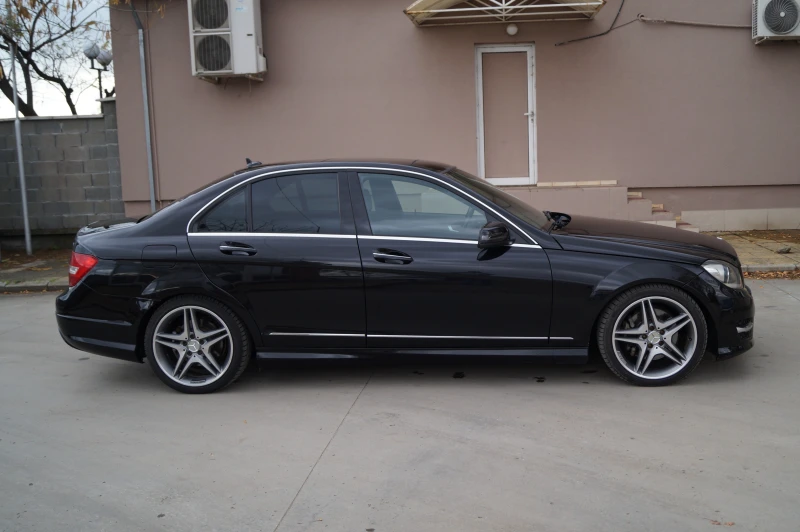 Mercedes-Benz C 300 4matic ГАЗ AMG, снимка 4 - Автомобили и джипове - 52562735
