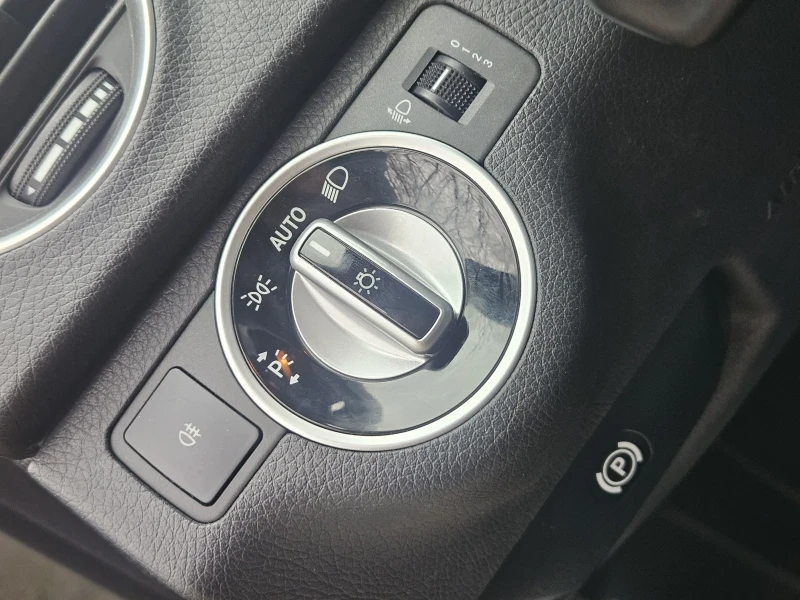 Mercedes-Benz C 180  2.2CDI AMG PACK Avantgarde, снимка 16 - Автомобили и джипове - 52883005