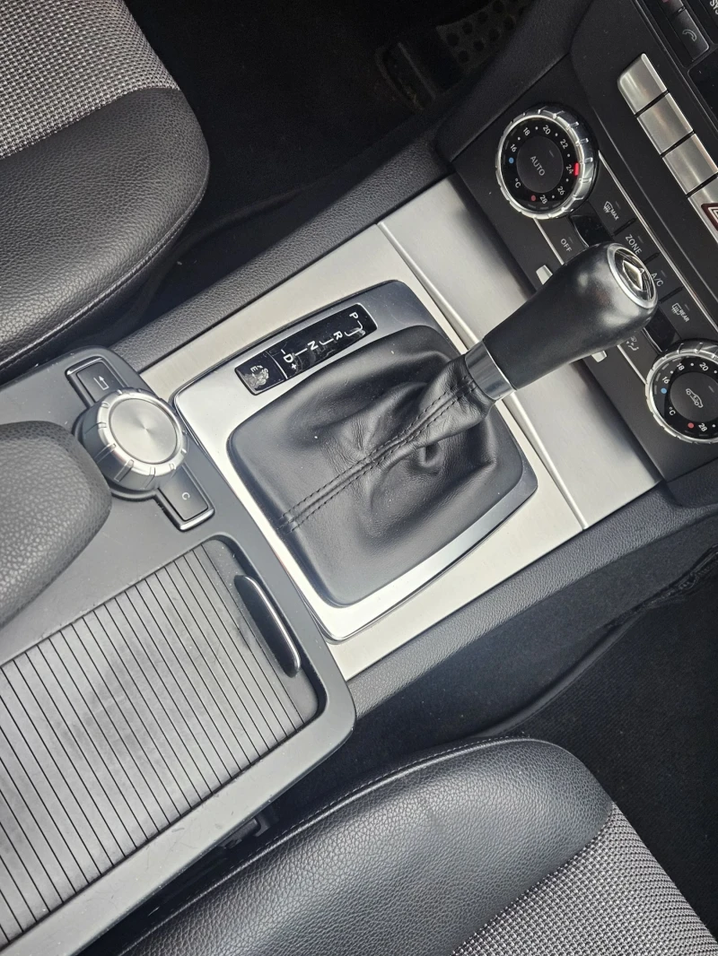 Mercedes-Benz C 180  2.2CDI AMG PACK Avantgarde, снимка 13 - Автомобили и джипове - 52883005