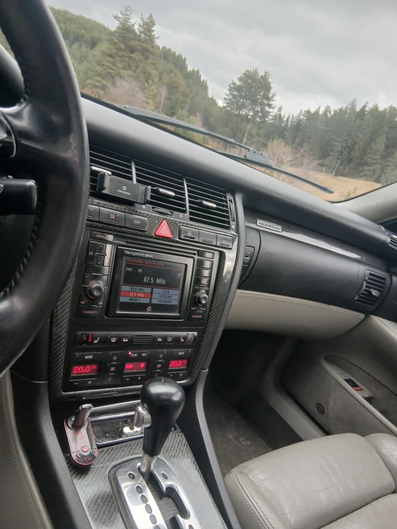 Audi S8, снимка 8 - Автомобили и джипове - 52973198