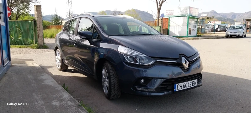 Renault Clio, снимка 2 - Автомобили и джипове - 53381107