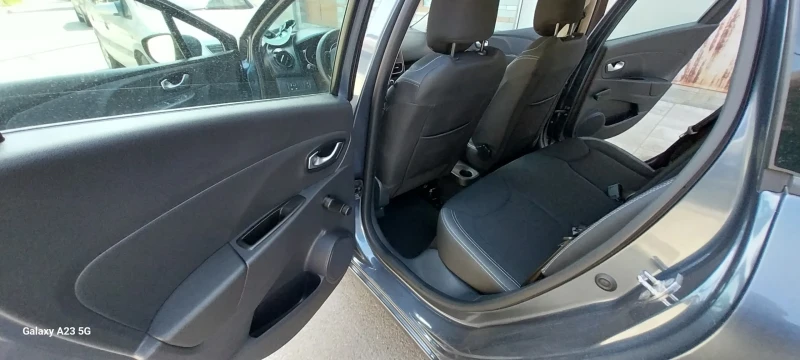 Renault Clio, снимка 14 - Автомобили и джипове - 53381107