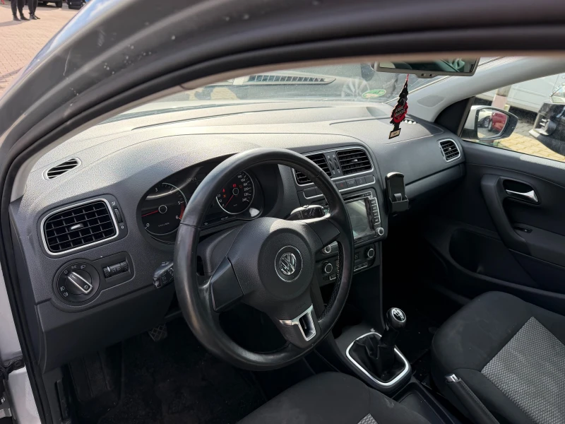VW Polo 1.2TDI NAVI EURO 5, снимка 11 - Автомобили и джипове - 53564152