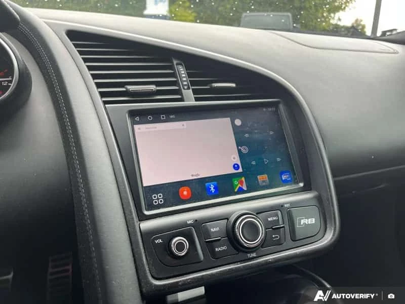 Audi R8 * 5.2L * KEYLESS* ПОДГРЕВ* NAVI* * , снимка 6 - Автомобили и джипове - 53642742