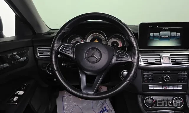 Mercedes-Benz CLS 250 DIESEL * ПОДГРЕВИ * 360 КАМЕРА * FACELIFT * , снимка 7 - Автомобили и джипове - 55281273