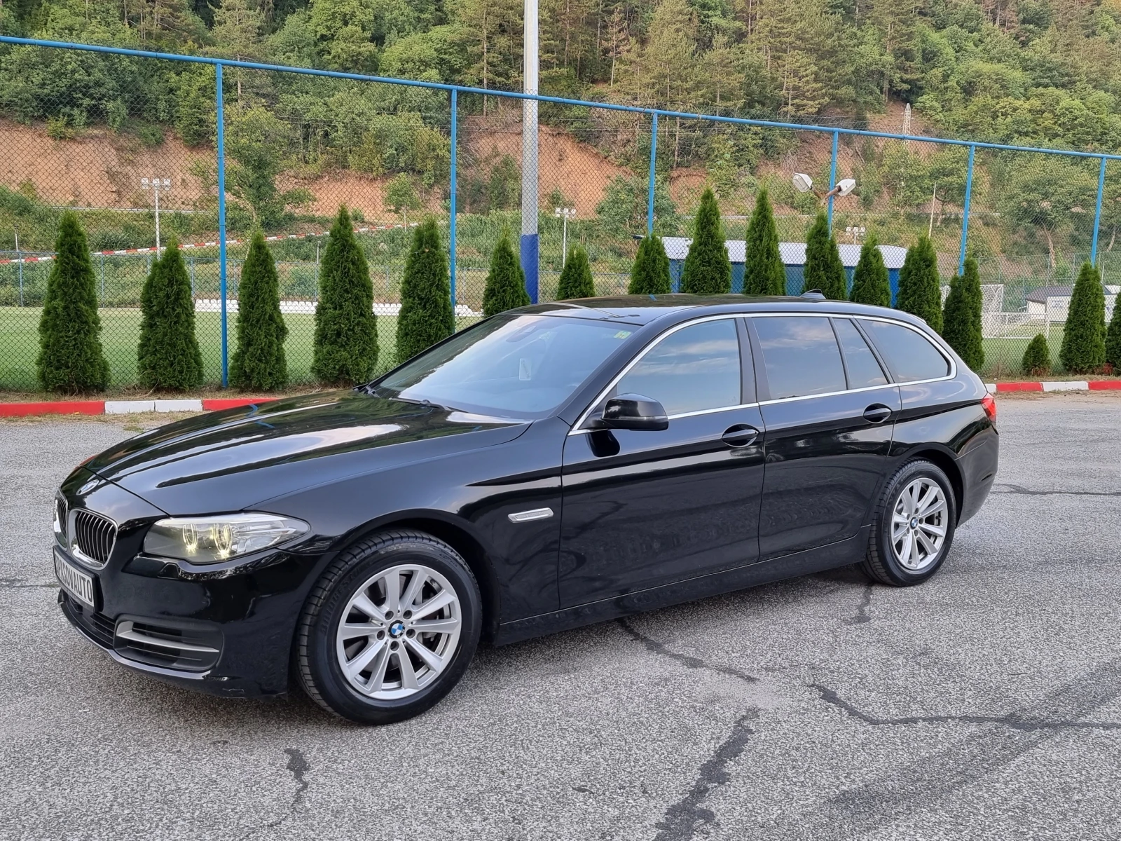 BMW 530 3.0 Face/Navig/2016g - изображение 2