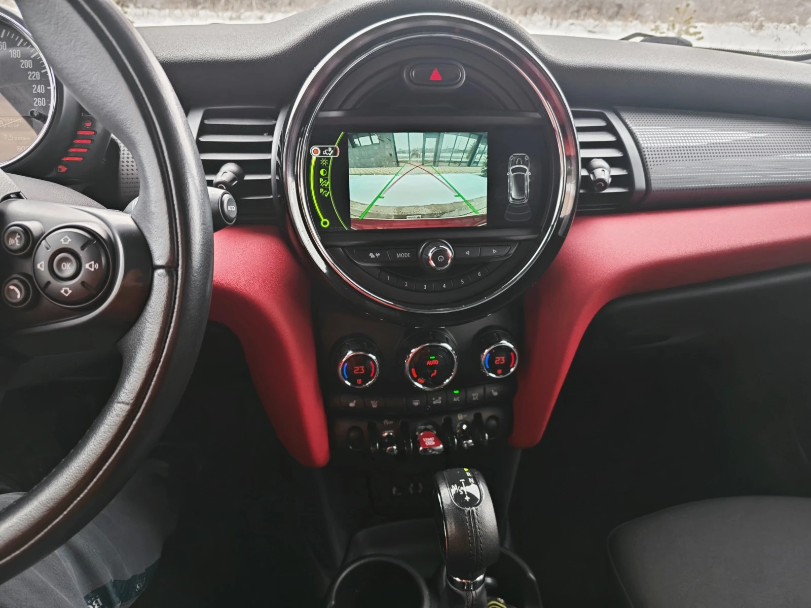 Mini Cooper 1.5 CHILI, снимка 14 - Автомобили и джипове - 53706373