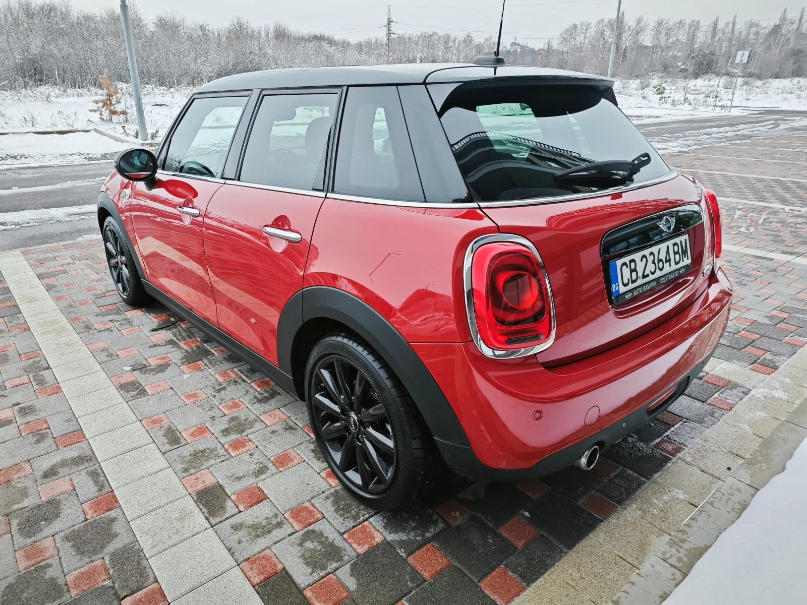 Mini Cooper 1.5 CHILI, снимка 7 - Автомобили и джипове - 53706373