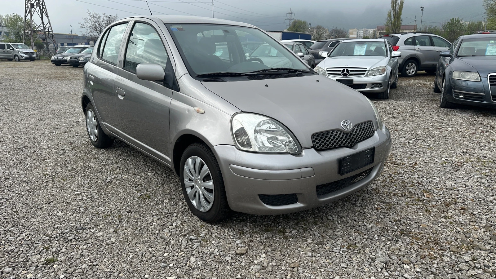Toyota Yaris 1.4d-4d-face-Италия - изображение 3