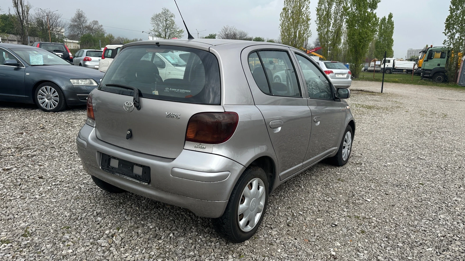 Toyota Yaris 1.4d-4d-face-Италия - изображение 4