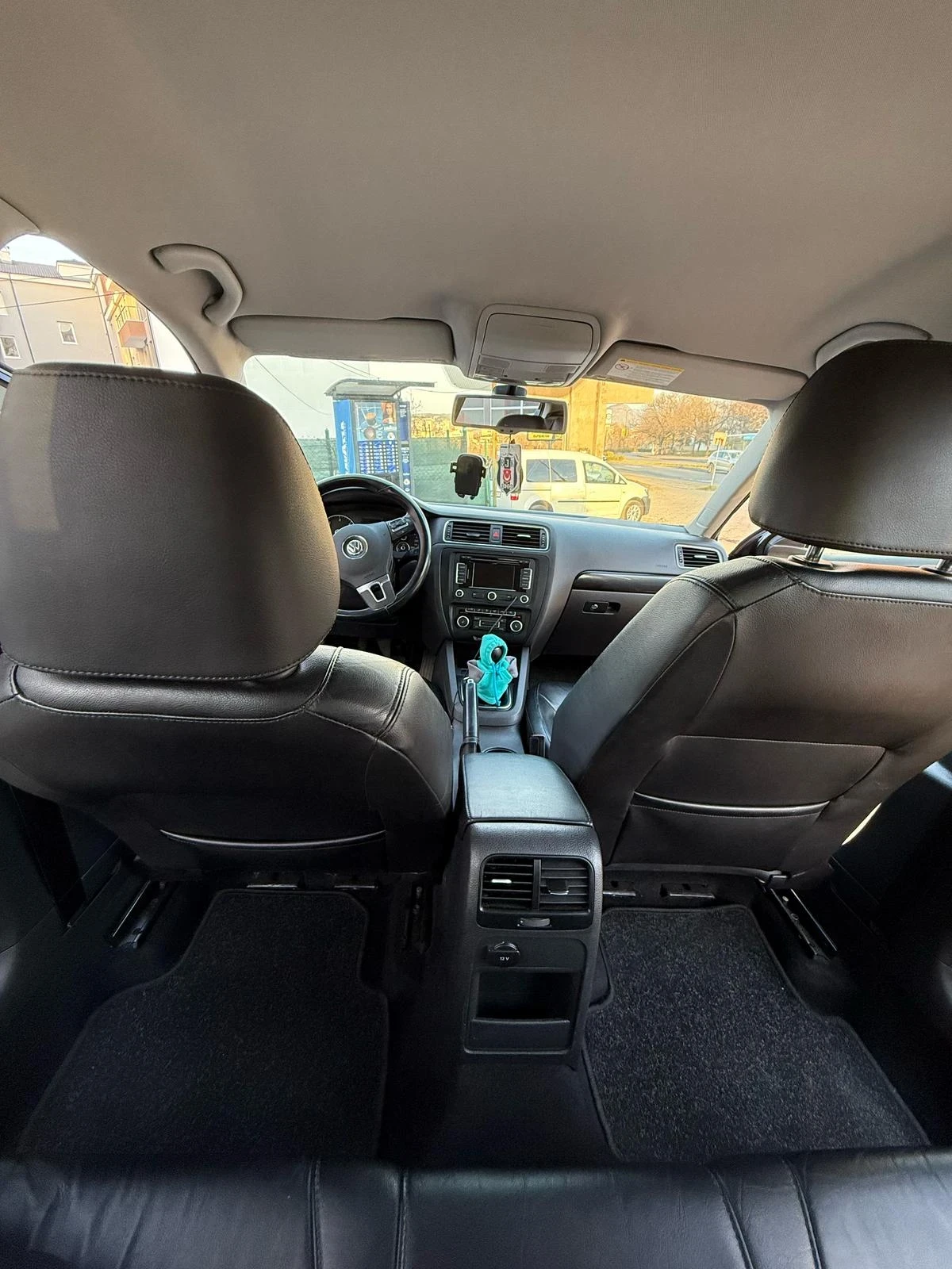 VW Jetta  - изображение 10
