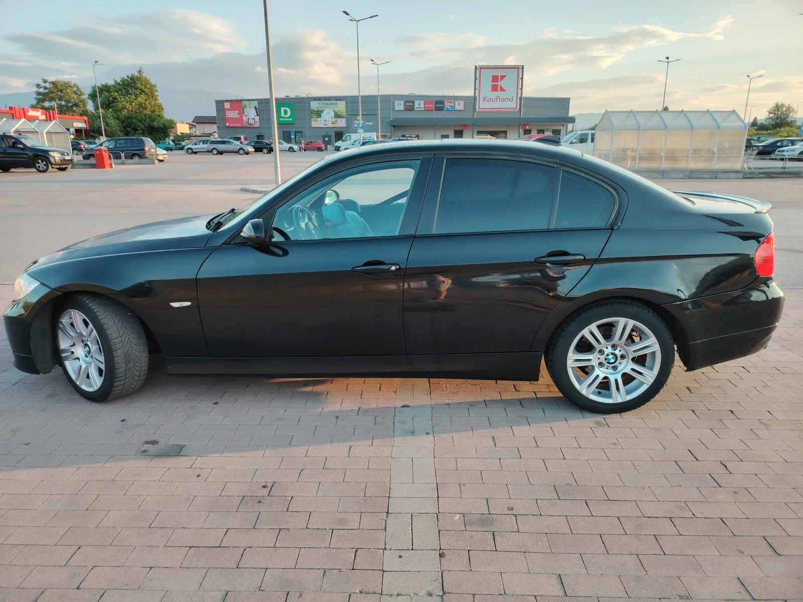 BMW 320  - изображение 7